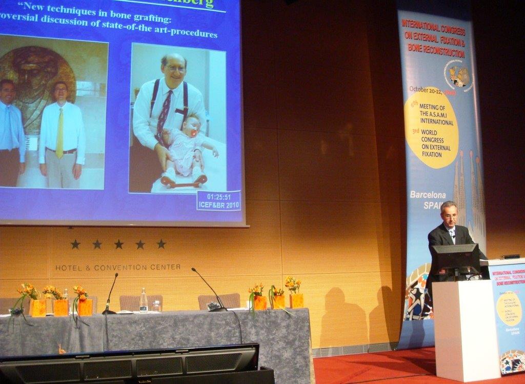 Professor Wozasek beim Weltkongress für externe Fixation in Barcelona Oktober 2010